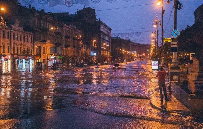 На Киев надвигается гроза: правила безопасности На Киев надвигается гроза: правила безопасности