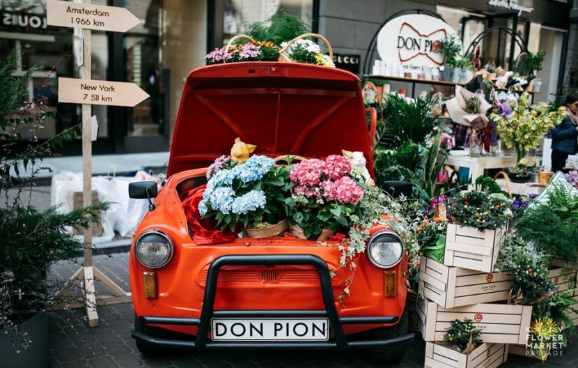 Цветы в букетах, волосах и напитках. Как прошел Kyiv Flower Market Цветы в букетах, волосах и напитках. Как прошел Kyiv Flower Market