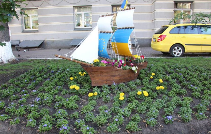На Печерске решили выбрать лучшую клубму. Но что-то пошло не так На Печерске решили выбрать лучшую клубму. Но что-то пошло не так