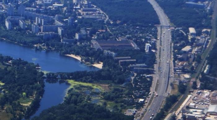 Дитинство на Корчуватому: кататися на драконі та обідати на пляжі Дитинство на Корчуватому: кататися на драконі та обідати на пляжі