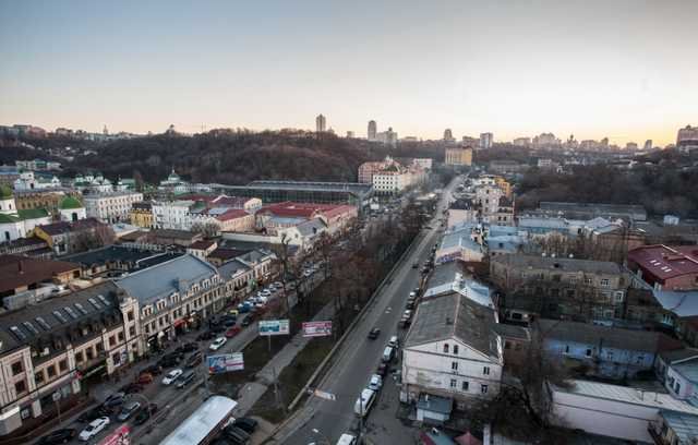Где поесть и выпить на Валах. 8 приятных заведений Подола Где поесть и выпить на Валах. 8 приятных заведений Подола