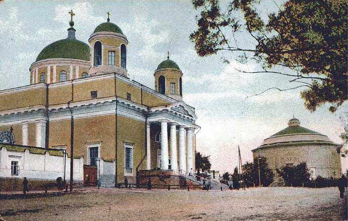 Александровский костел и панорама «Голгофа»