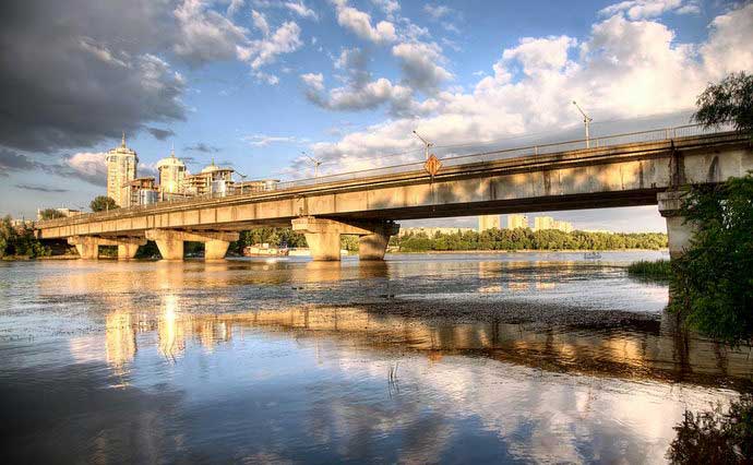Русановский мост в наши дни